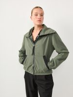 ⁦TOUCH JACKET | זית⁩ – תמונה ⁦5⁩