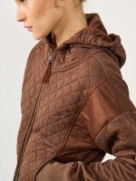 ⁦QUILT JACKET | חום⁩ – תמונה ⁦3⁩