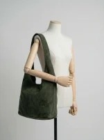⁦SUEDE SACK BAG | זית⁩ – תמונה ⁦2⁩