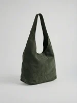 ⁦SUEDE SACK BAG | זית⁩ – תמונה ⁦3⁩