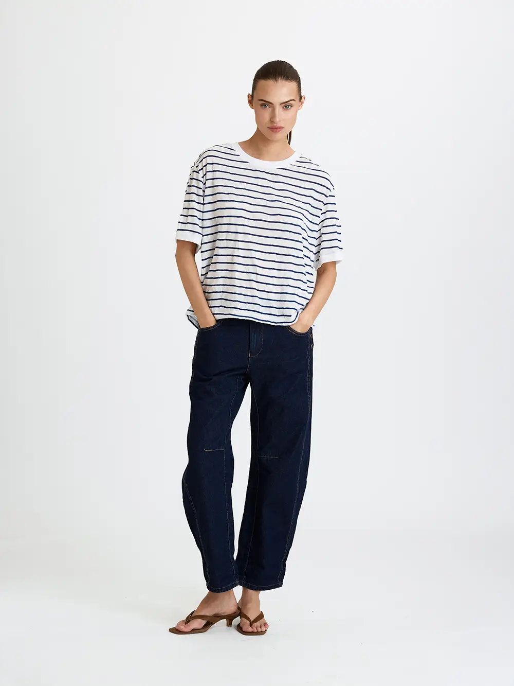 noa25587 NOA'S BARREL JEANS | ג׳ינס כהה – תמונה 1