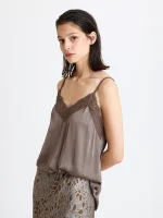 SATIN TOP | חום