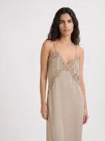LACE DRESS | בז'