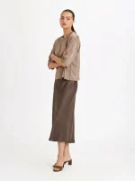 ⁦SATIN SKIRT | חום⁩ – תמונה ⁦2⁩