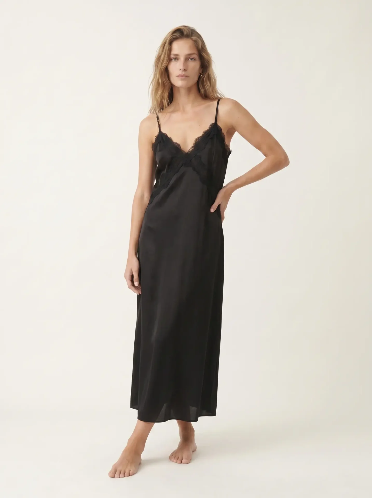 satin dress66 LACE DRESS | שחור – תמונה 1