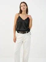 SATIN TOP | שחור