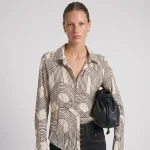 WRINKLED SATIN SHIRT | בז׳
