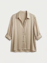 ⁦SATIN STUDS SHIRT | בז'⁩ – תמונה ⁦2⁩