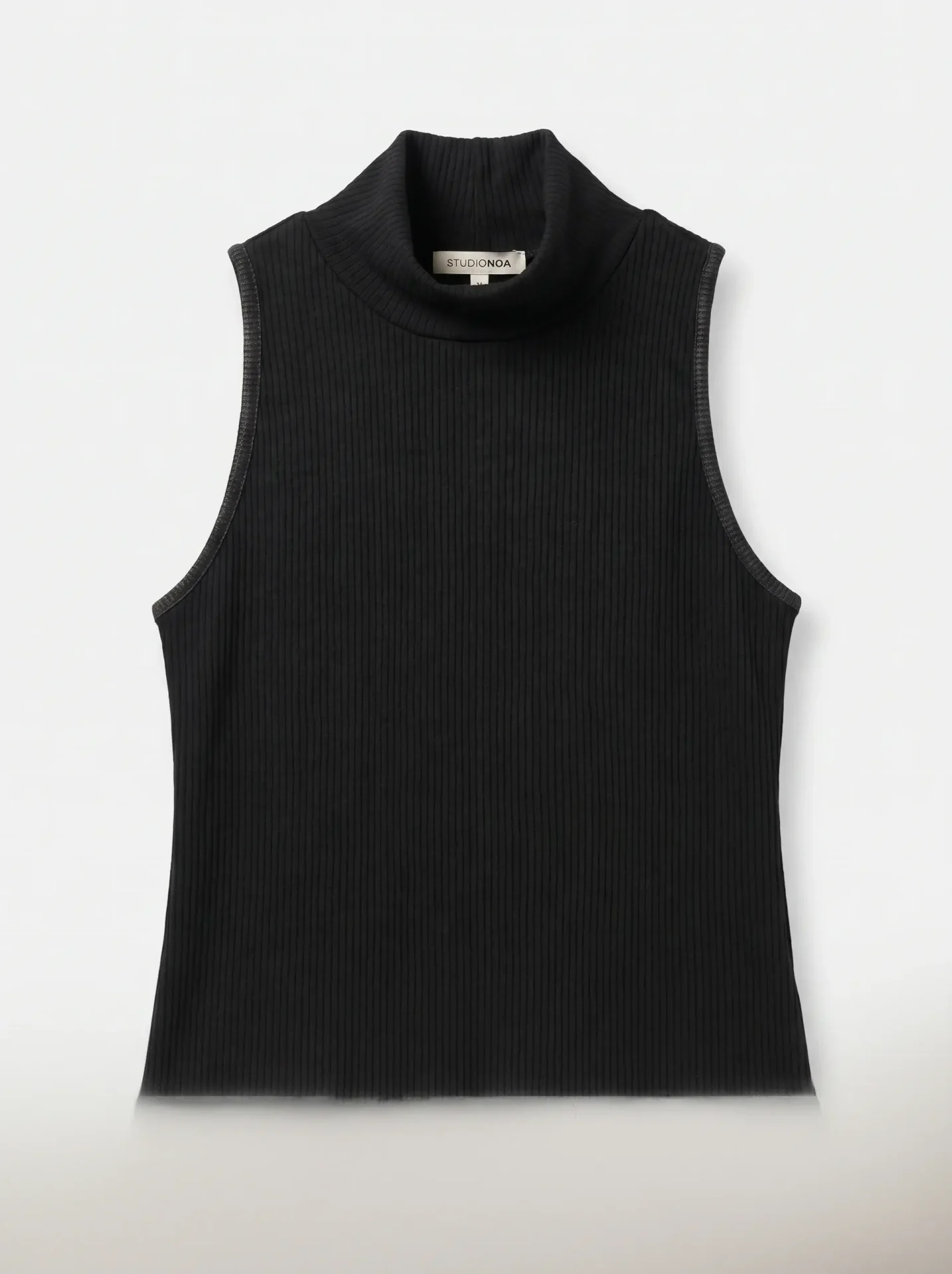 studionoa-drop23 MIMI GOLF TOP | שחור – תמונה 1